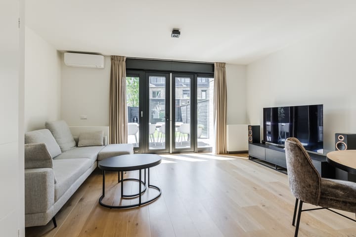 Photo 2 of Zeewoldestraat 2