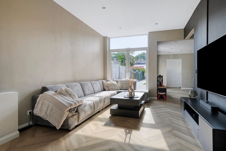 Foto 2 van Ireneplein 19