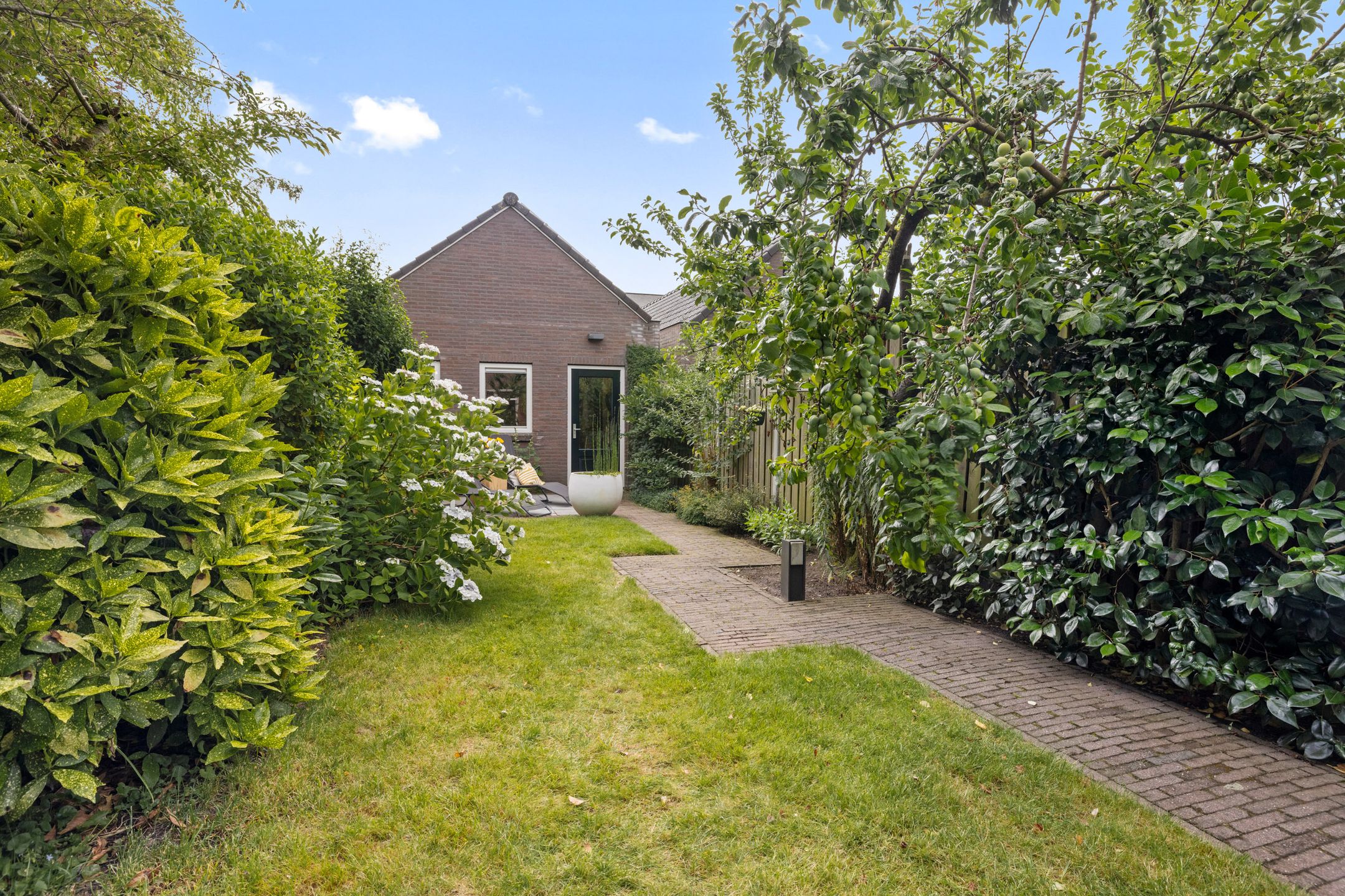 Foto 30 van Woenselsestraat 345