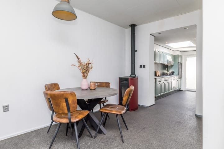 Foto 10 van Eikenderweg 52