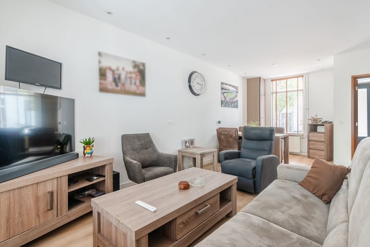 Foto 14 van Schalmstraat 25