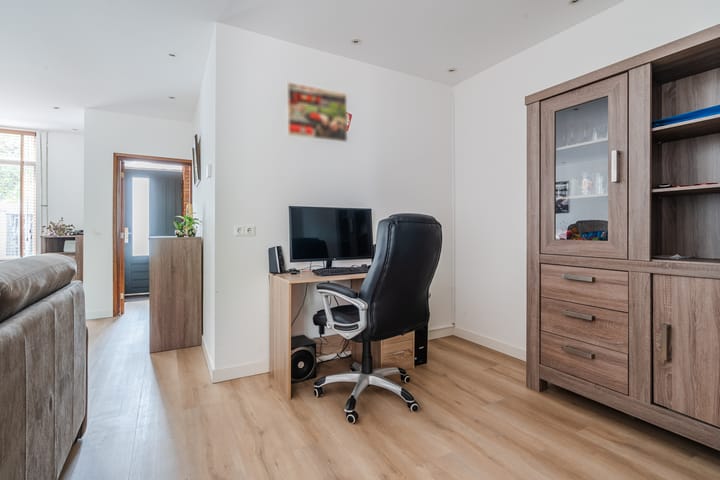 Foto 16 van Schalmstraat 25