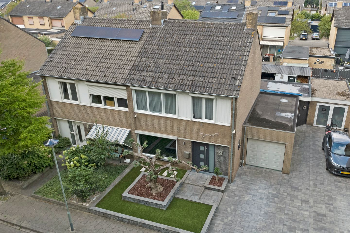 Photo 44 of van Sonsbeecklaan 19