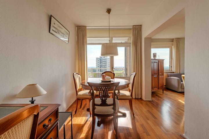 Foto 11 van Robert Kochlaan 606