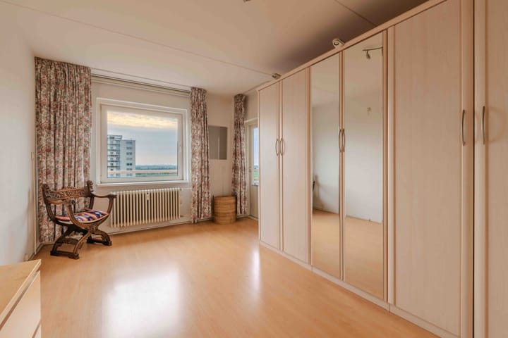 Foto 16 van Robert Kochlaan 606