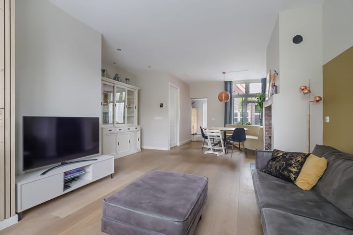 Foto 11 van Burgemeester Smeelelaan 15