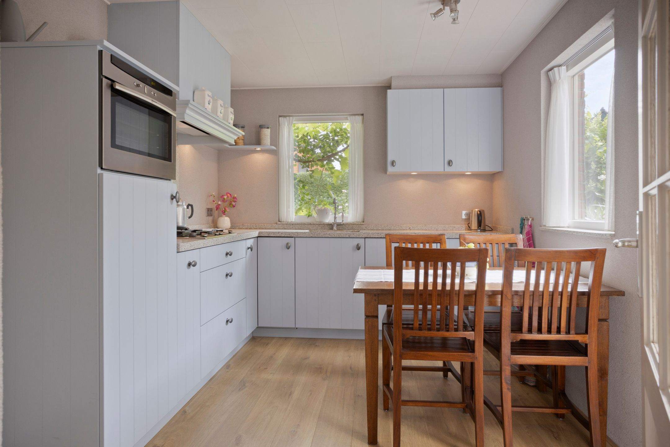 Foto 15 van Floralaan 35