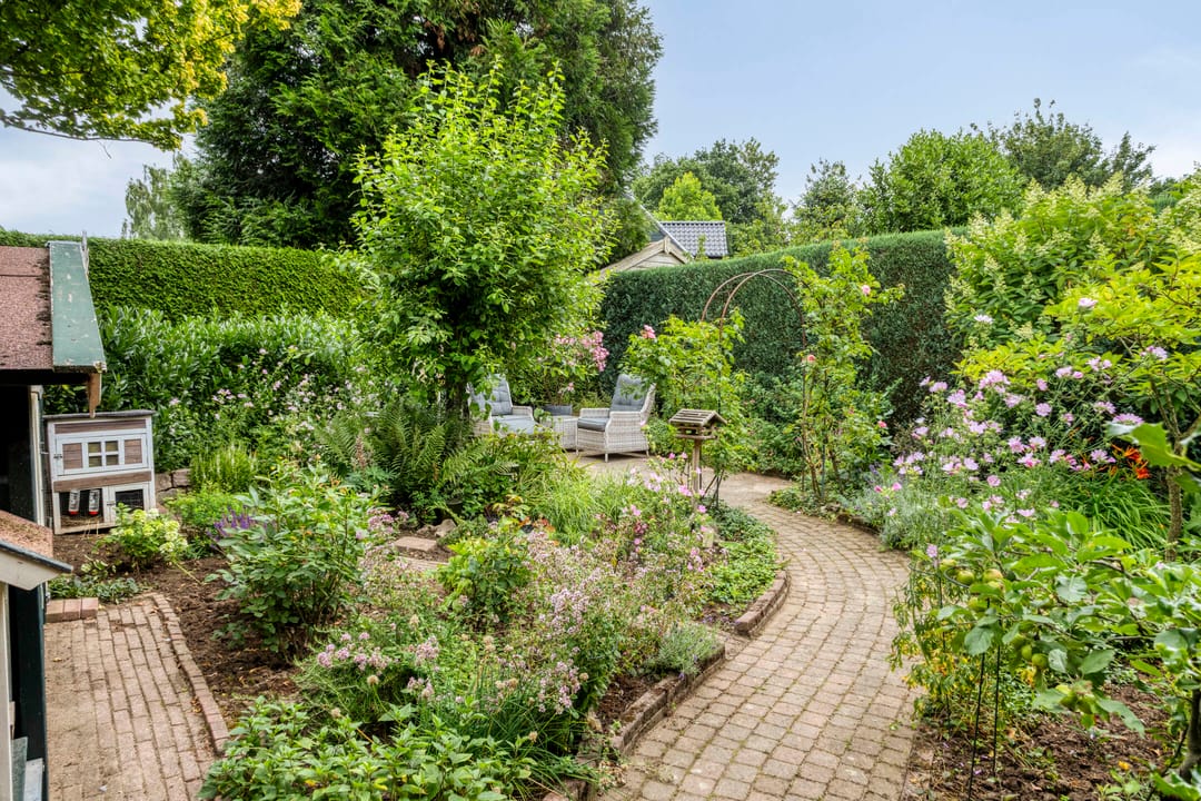 Foto 23 van Floralaan 35