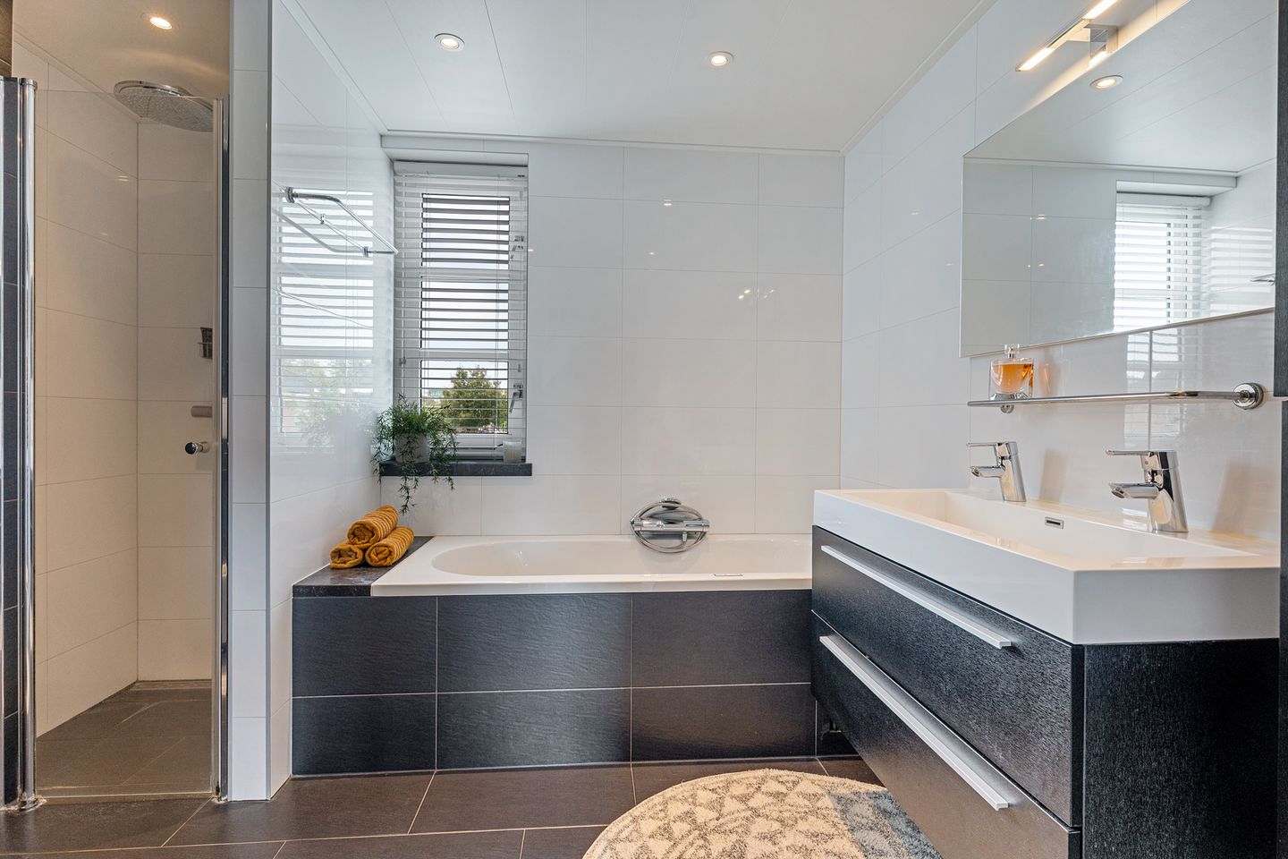 Photo 4 of Hertenlaan 72