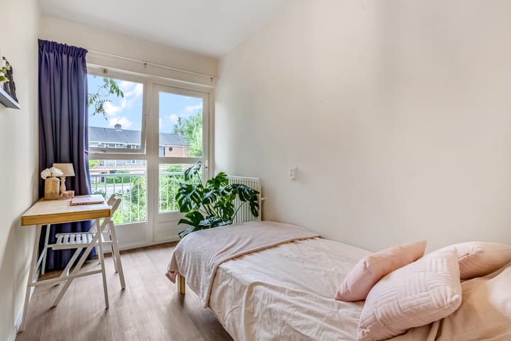 Foto 19 van Ringweg-Randenbroek 75-B