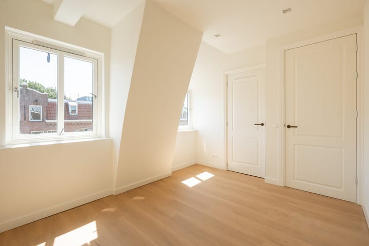 Foto 15 van Zeilstraat 24-2