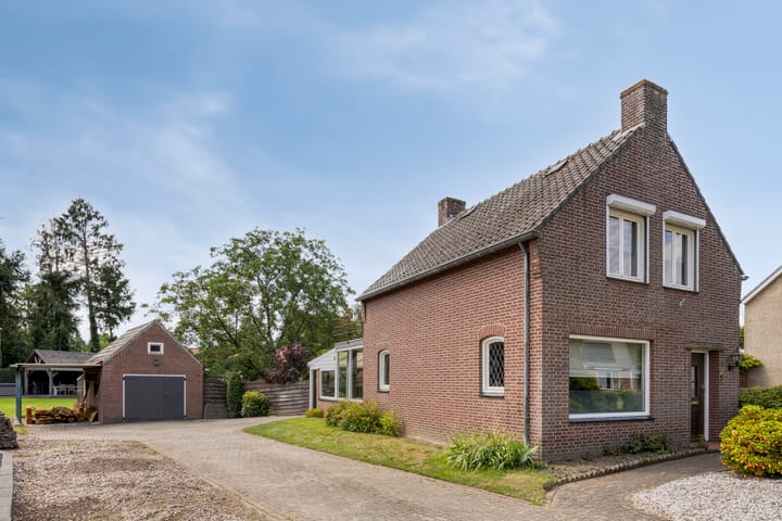 Foto 1 van Beukenlaan 8