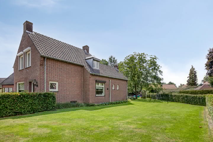 Foto 51 van Beukenlaan 8