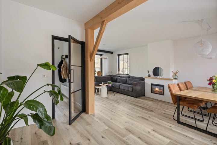 Foto 9 van Helmichstraat 14