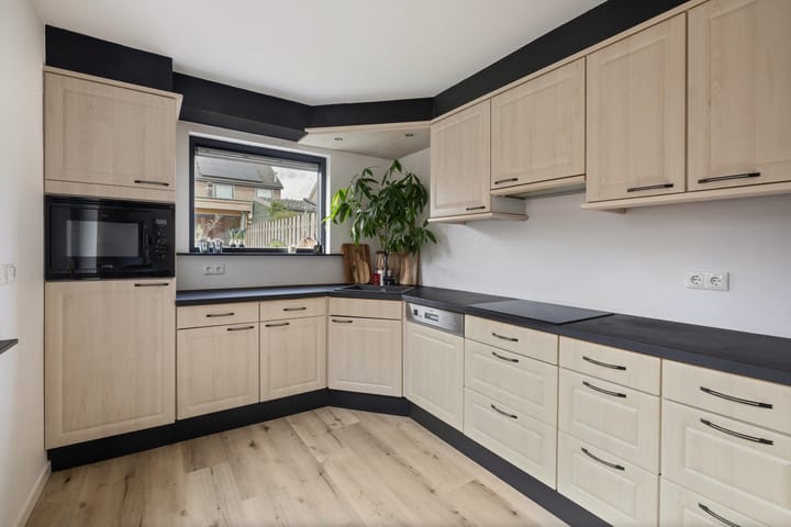 Foto 14 van Helmichstraat 14