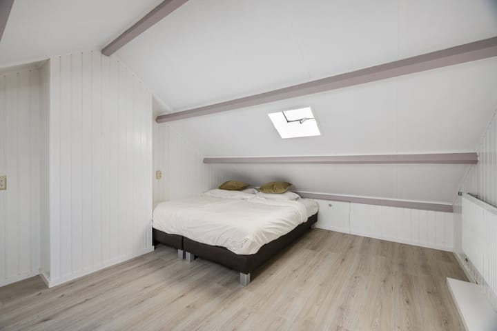 Foto 25 van Helmichstraat 14