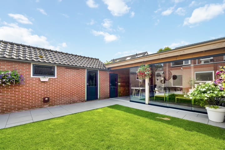 Foto 32 van Helmichstraat 14