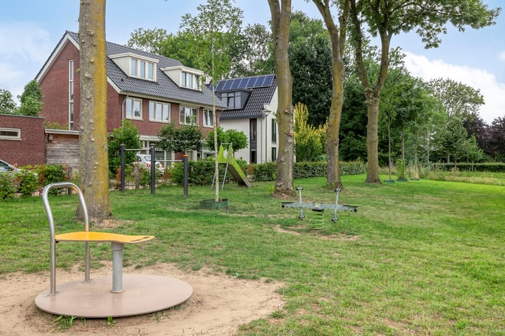 Foto 48 van De Tuier 27