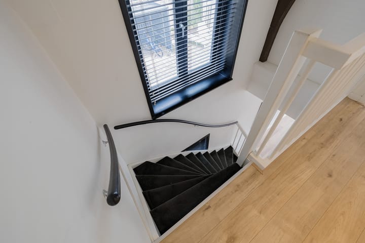 Foto 19 van Julianastraat 2-D