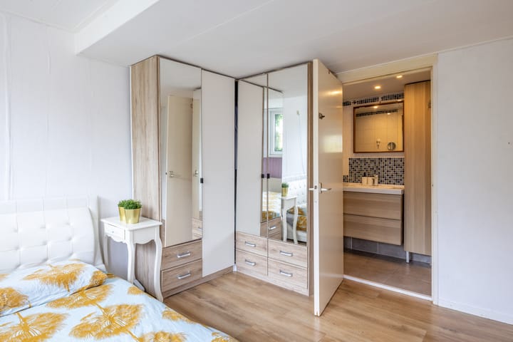 Photo 15 of Javastraat 27