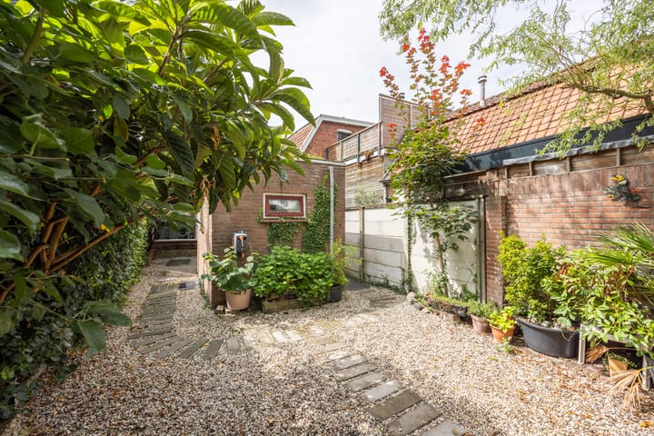 Photo 23 of Javastraat 27