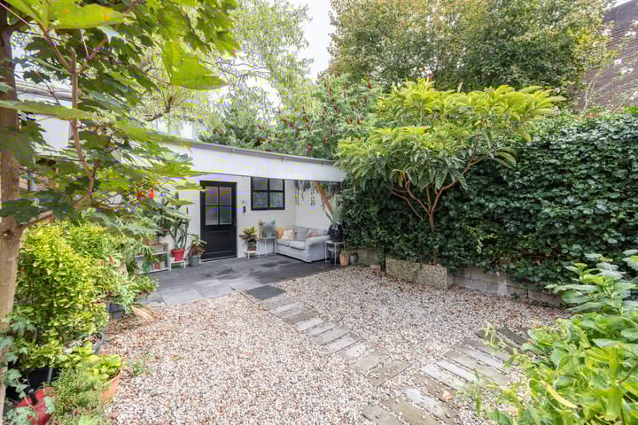 Photo 24 of Javastraat 27