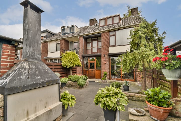 Foto 17 van Robinia 15