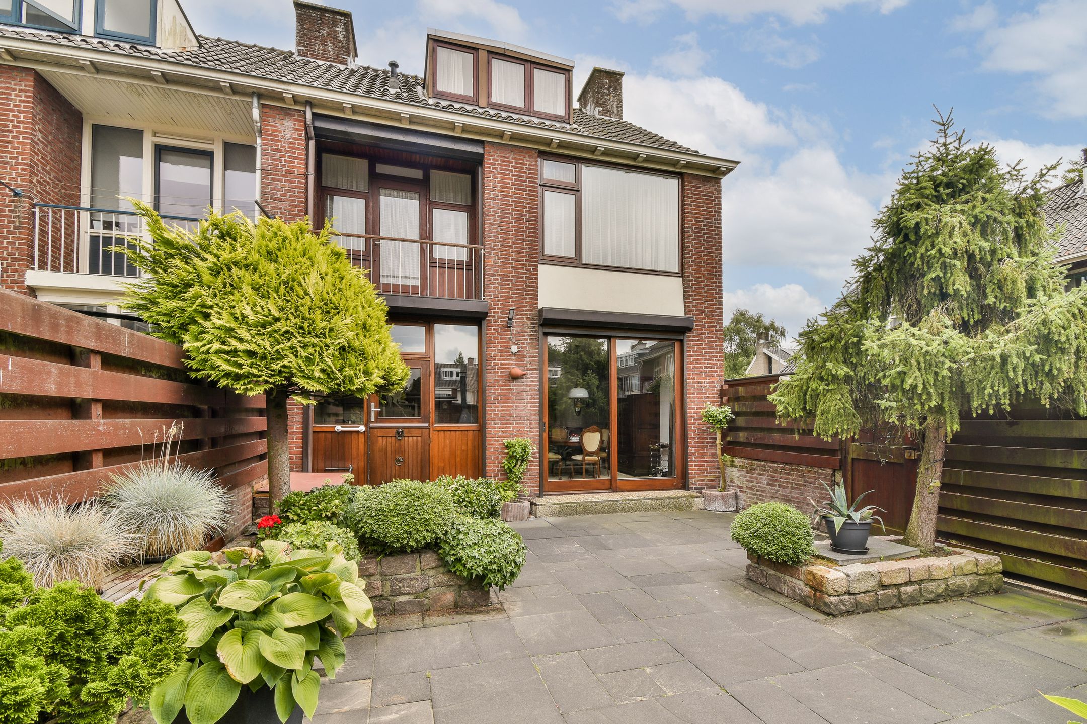 Foto 18 van Robinia 15