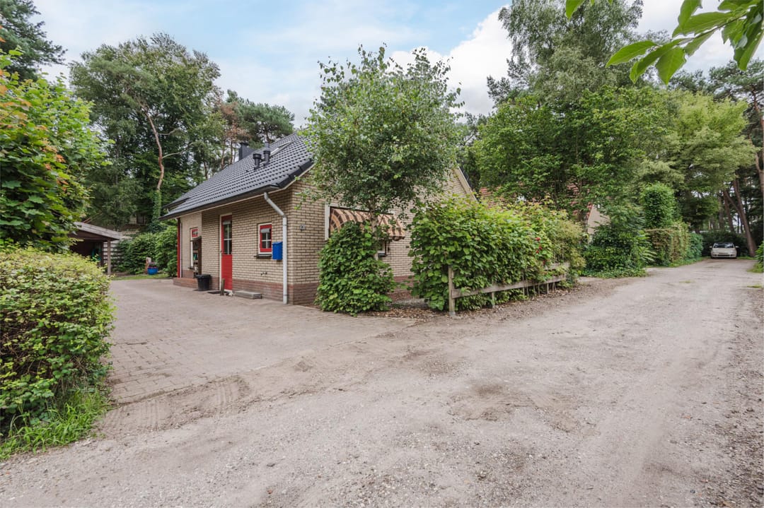 Foto 7 van Paaslohof 31