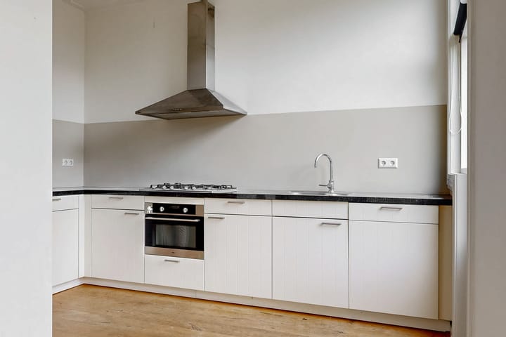 Foto 9 van Deutzstraat 15