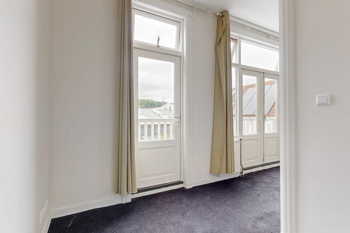 Foto 22 van Deutzstraat 15