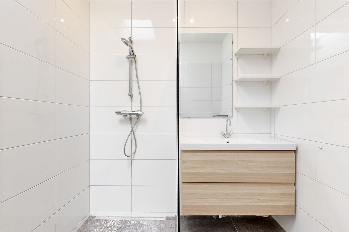 Foto 29 van Deutzstraat 15