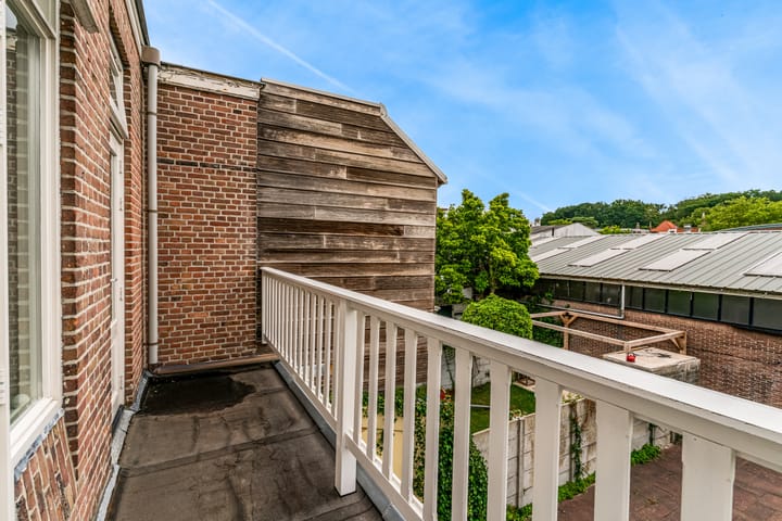 Foto 33 van Deutzstraat 15