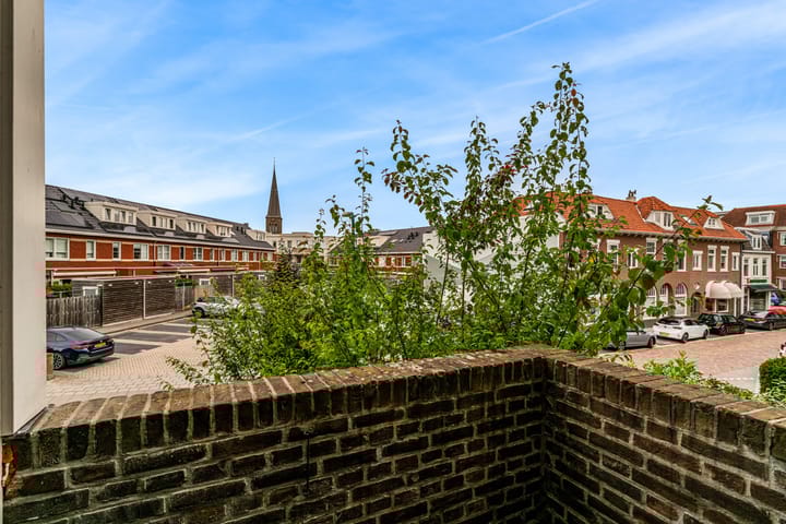 Foto 35 van Deutzstraat 15