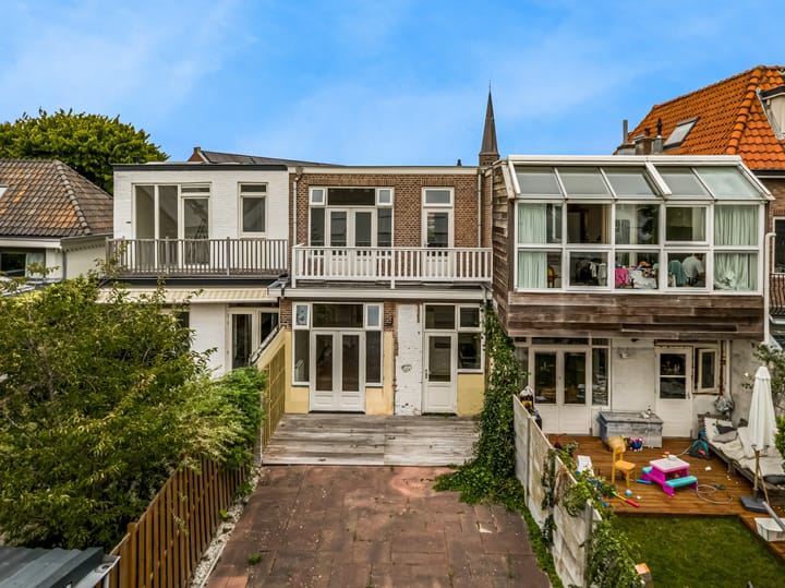 Foto 41 van Deutzstraat 15