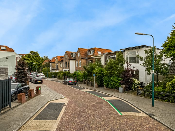 Foto 42 van Deutzstraat 15