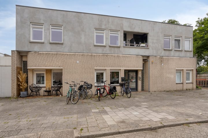 Foto 3 van Jachtwagenstraat 76-A