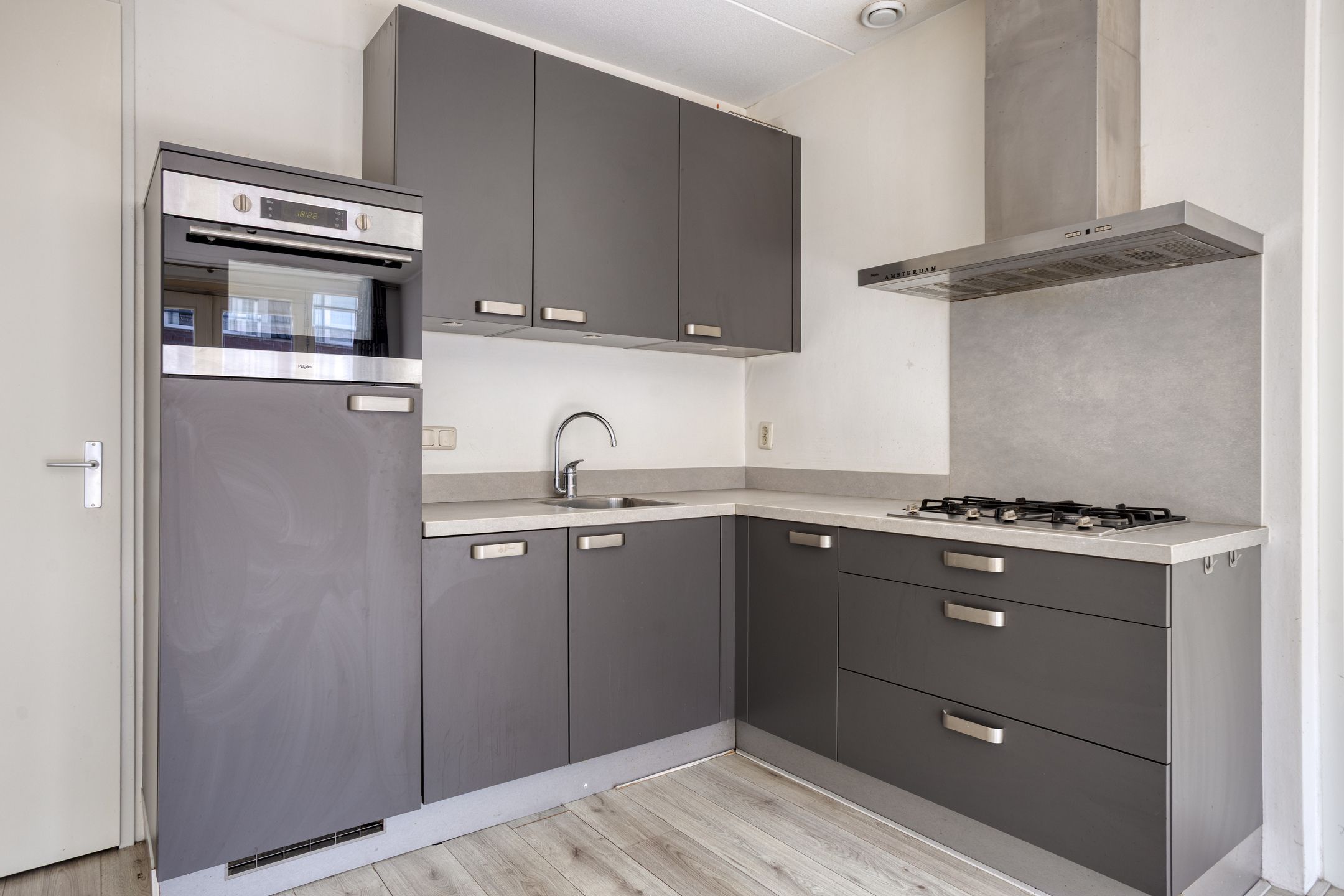 Foto 3 van Zeestraat 7-M23