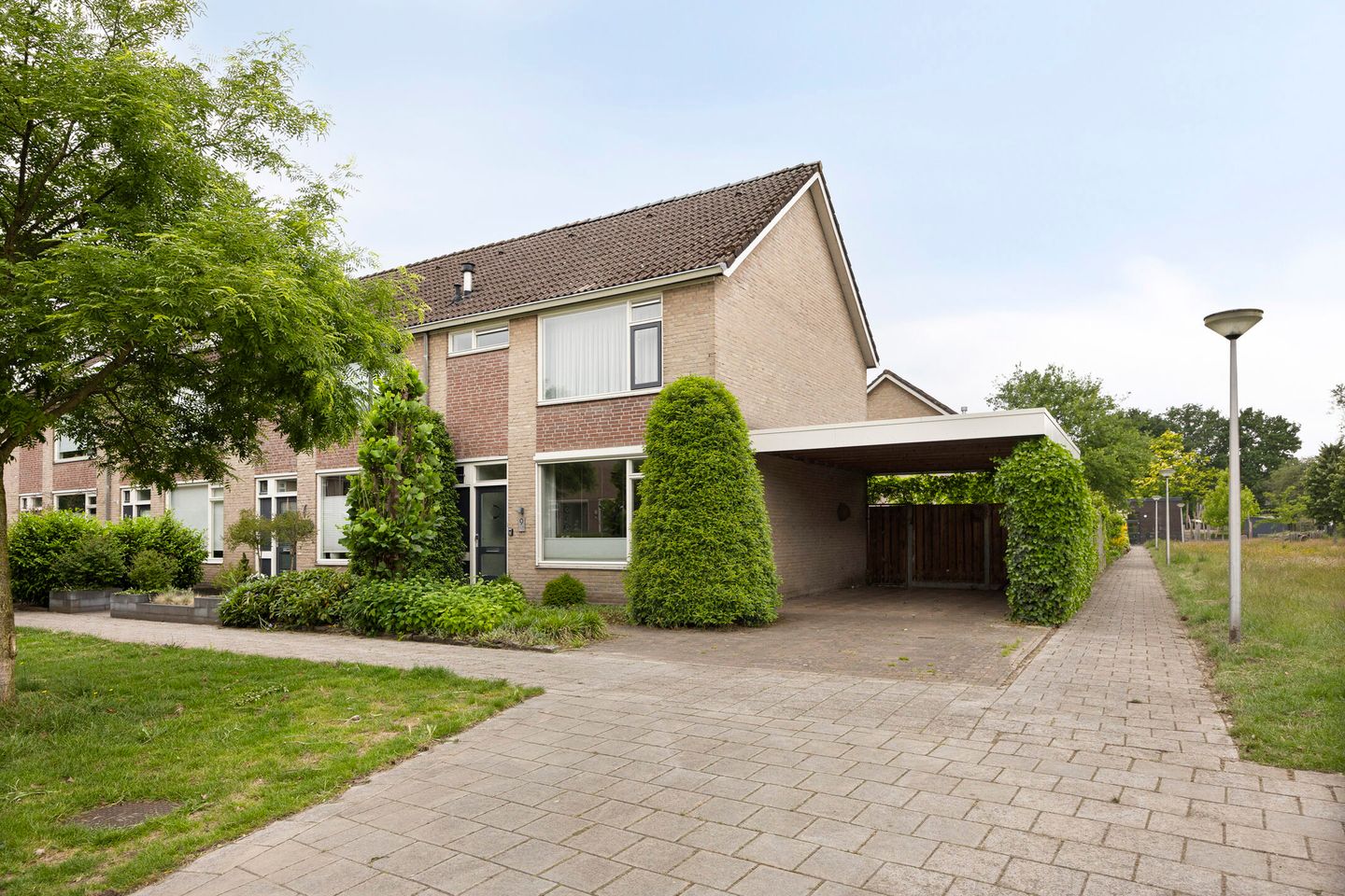 Foto 1 van Beethovenstraat 9