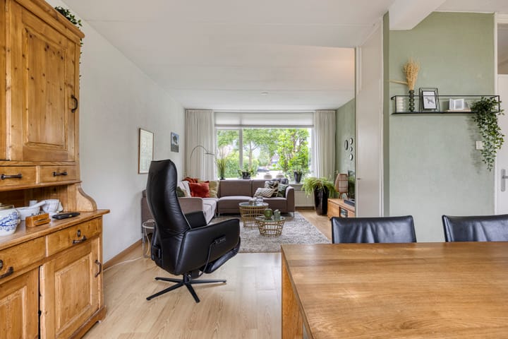 Photo 10 of Beethovenstraat 9