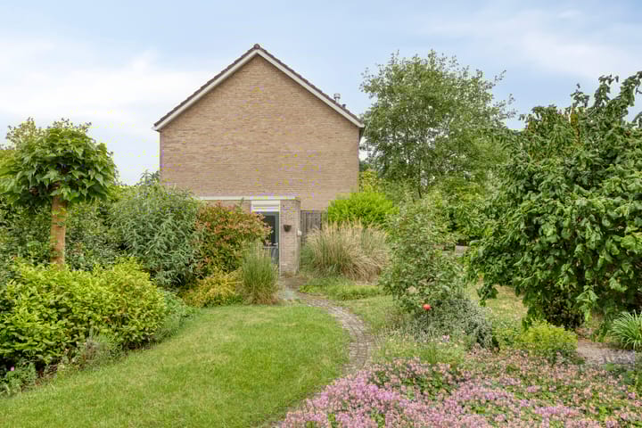 Photo 24 of Beethovenstraat 9