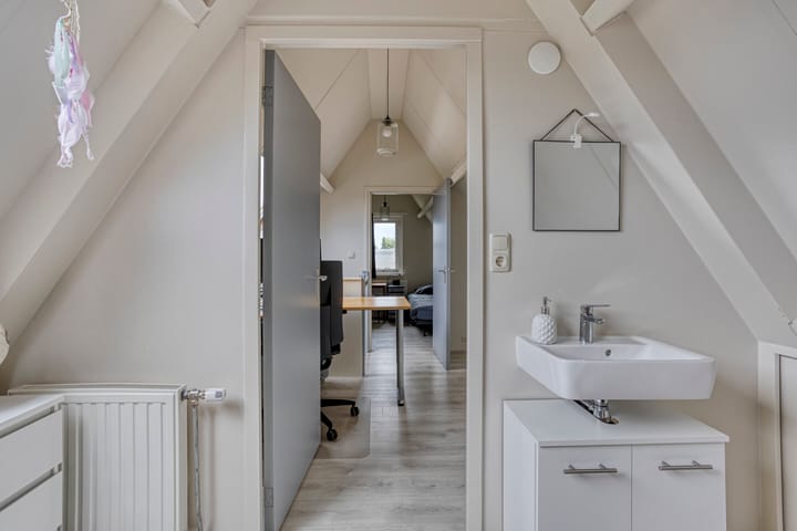 Foto 27 van Dorpstraat 24-A