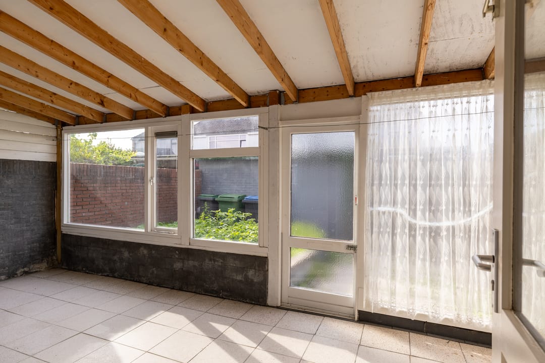 Foto 16 van Prof.Van der Leeuwstraat 7