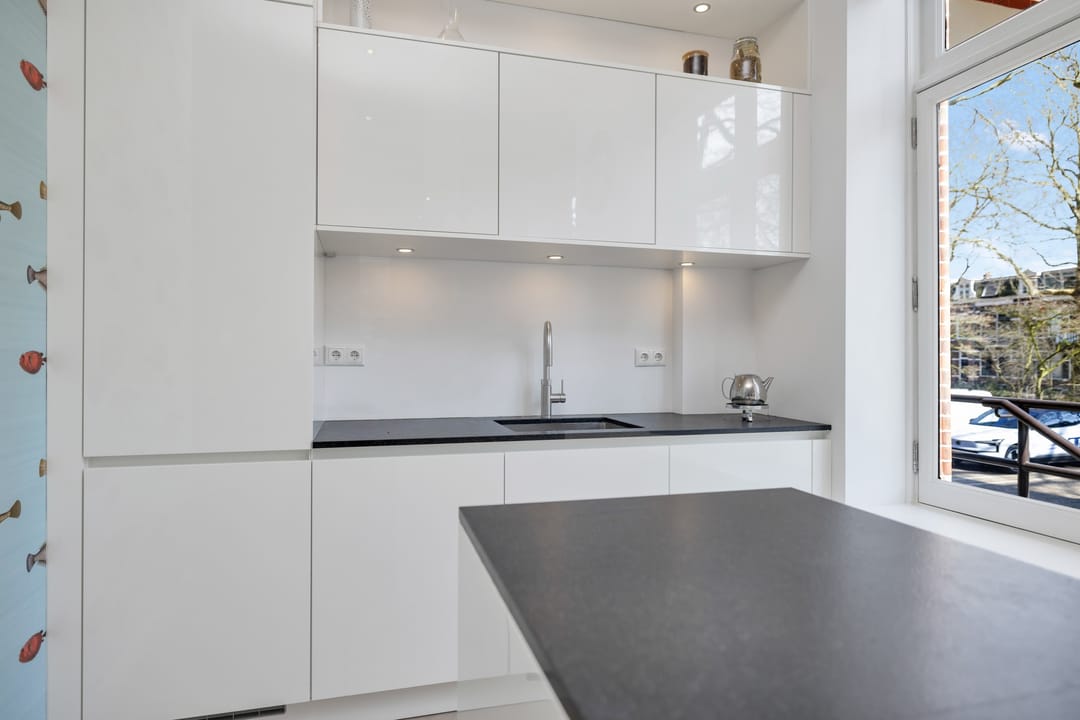 Foto 26 van F.C. Dondersstraat 107