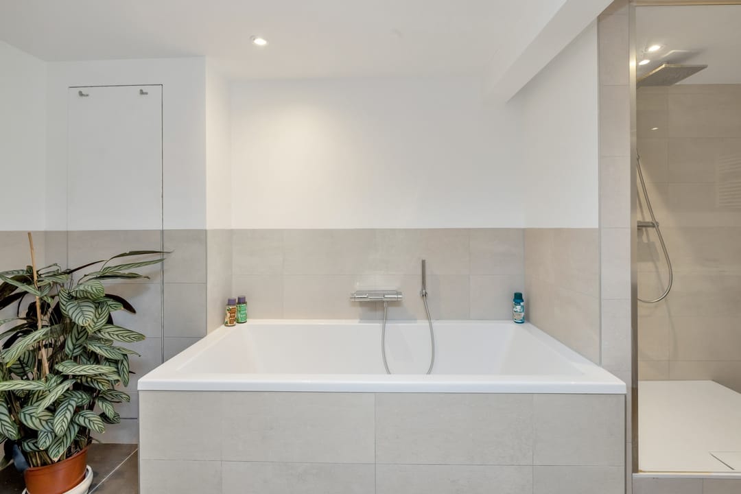 Foto 28 van F.C. Dondersstraat 107