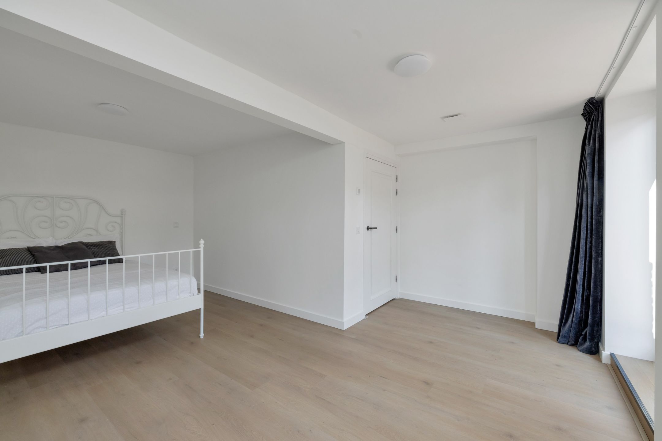 Foto 30 van F.C. Dondersstraat 107