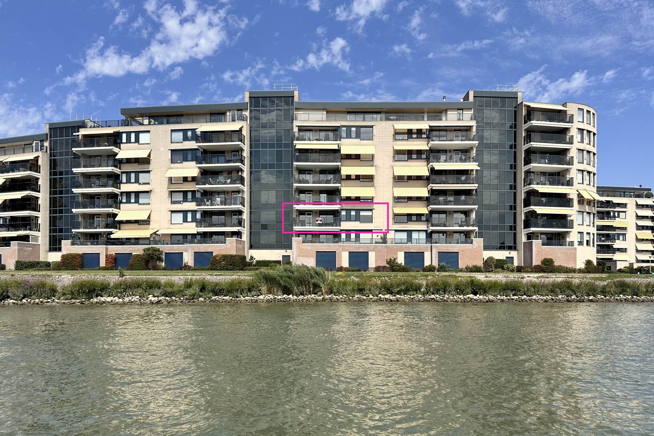 IJsselzoom, 52, Capelle aan den IJssel, 2902LB, Zuid-Holland, Nederland 52