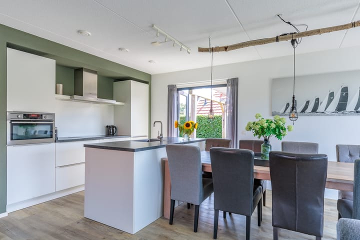 Foto 13 van De Potten 110