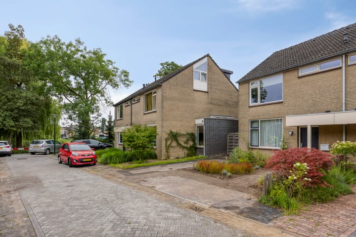 Foto 1 van 2e Vijverstraat 8