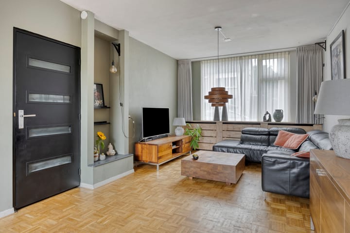 Foto 5 van 2e Vijverstraat 8